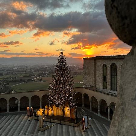 Monolocale L'Anfiteatro Romano Assisi Exterior foto